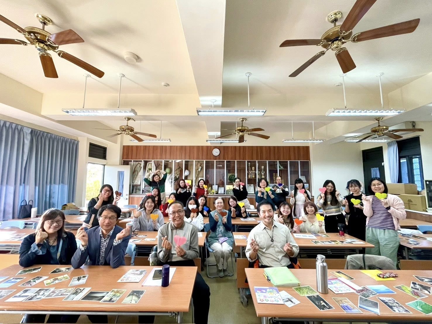 用摺紙進行五心活動